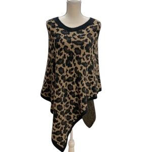 Simply Noelle Black & Tan Leopard Print Cape Poncho O/S Soft Comfy Knit Plush
